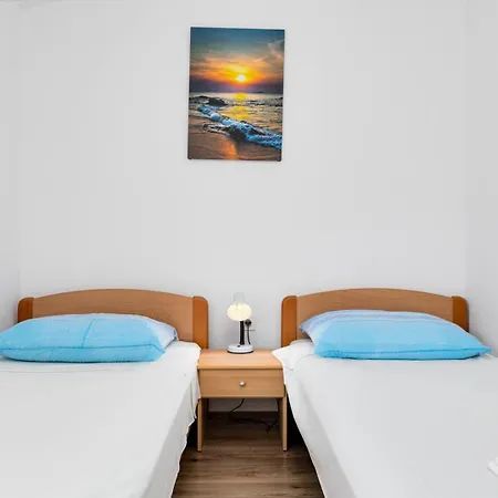 Jeka With View Pensjonat 3*