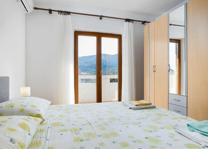 Jeka With View 4*