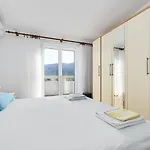 Jeka With View 招待所 巴斯卡