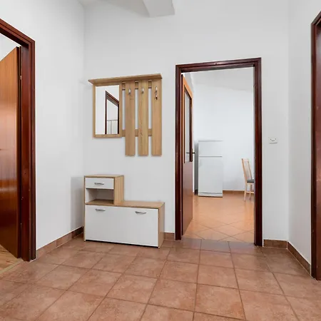 Apartment Jeka With View