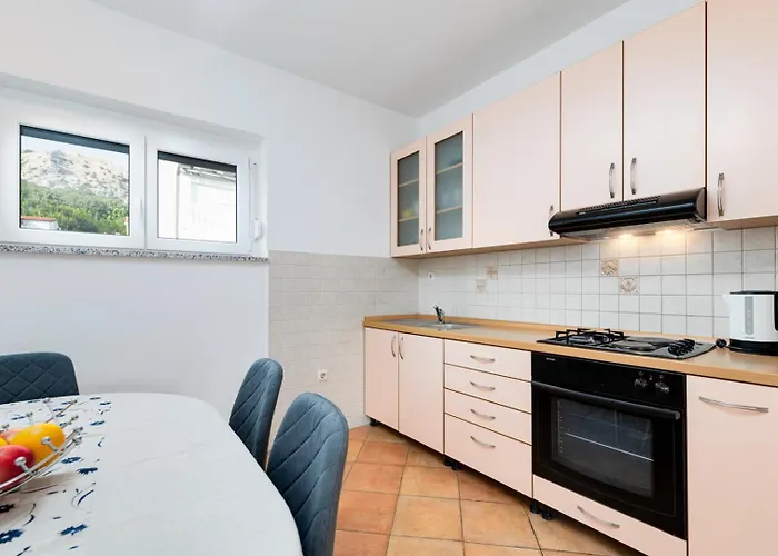 Guest house Jeka With View