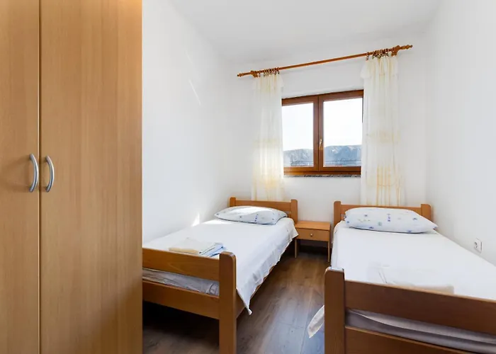 Guest house Jeka With View Baska (Krk)