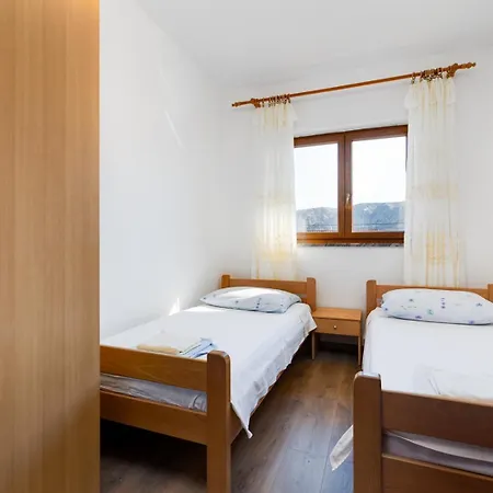 Guest house Jeka With View Baska (Krk)