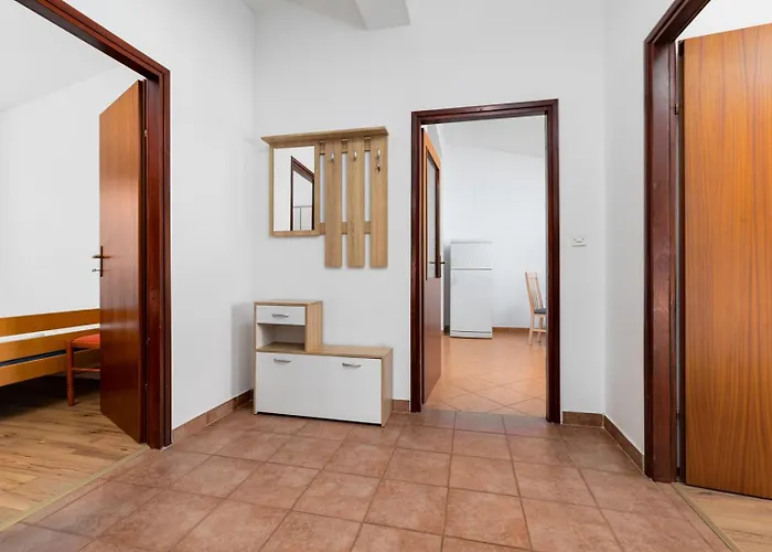 Jeka With View 3* Baška